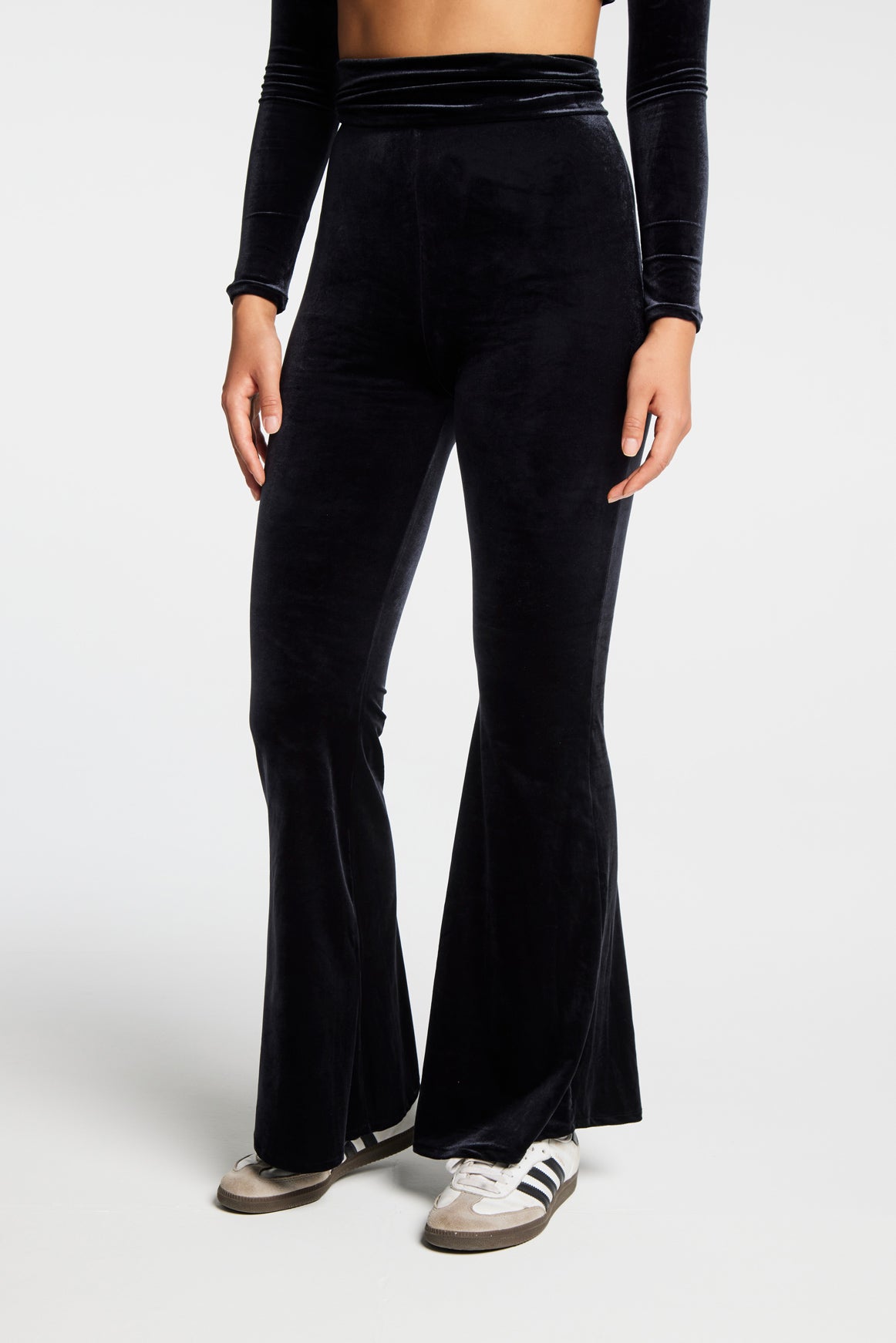ALCHIMIA BLACK FLARED PANTS