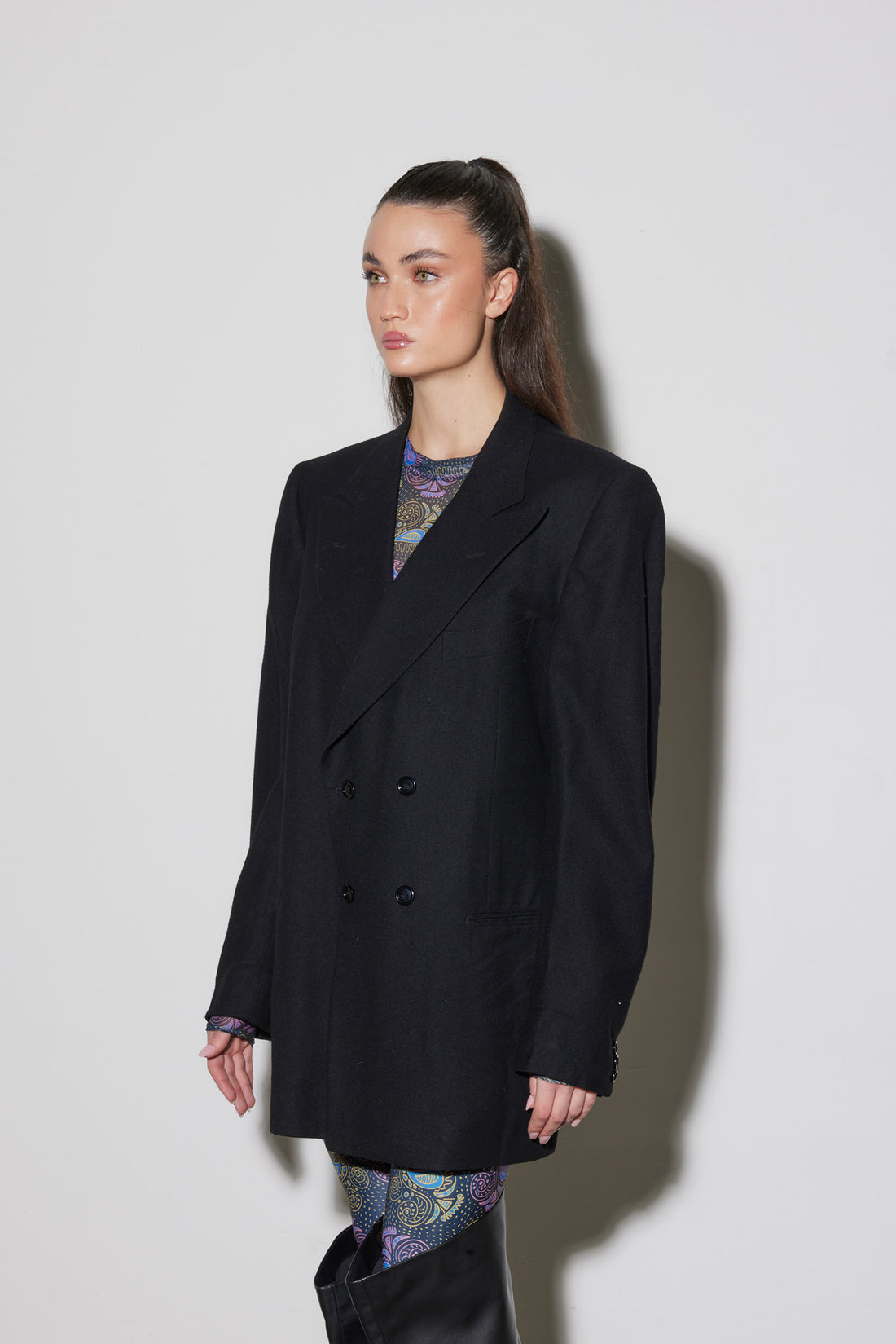 Giacca Nera Oversize in Pura Lana